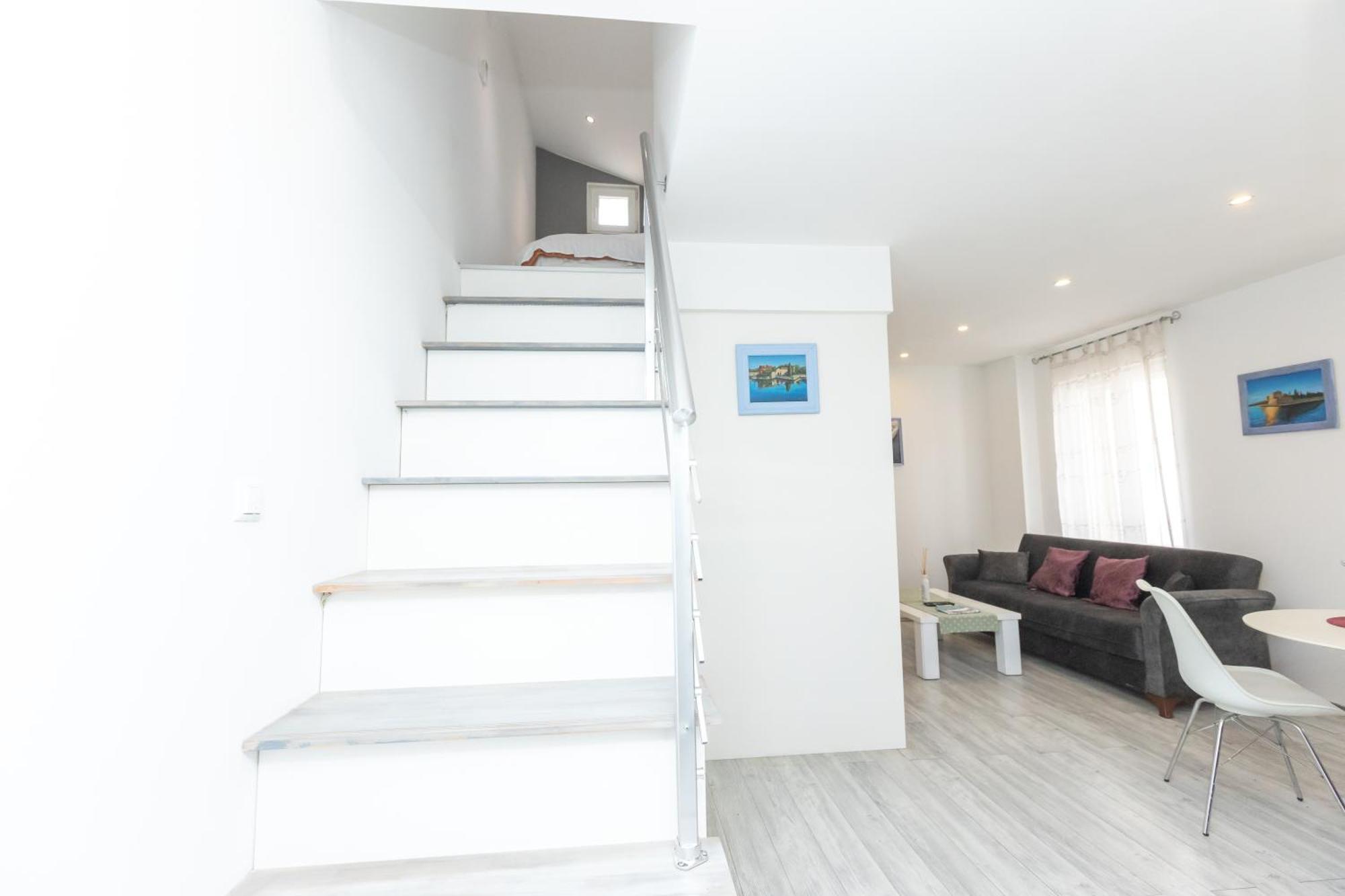 Alpha Loft 1Br Apartment In Center Zadar Exterior foto